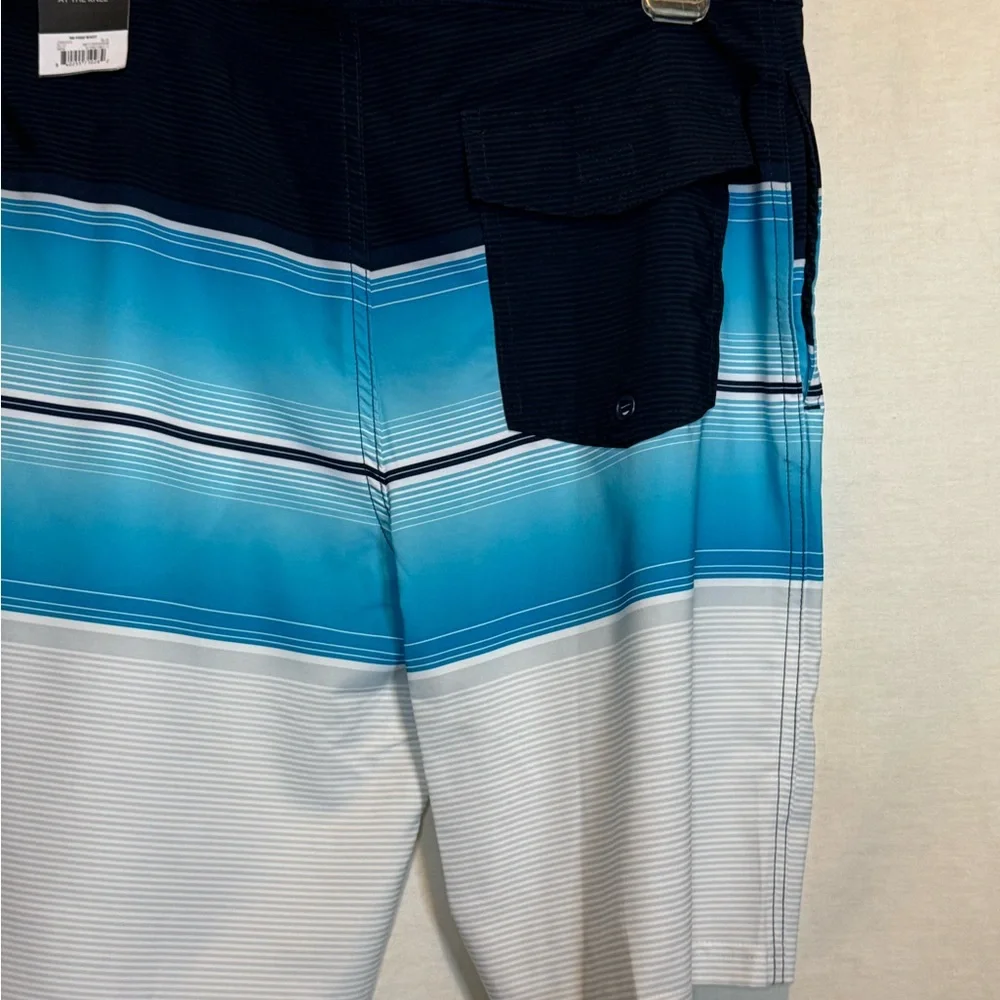 G-148 Men’s No Boundaries NWT Blue &‎ White Stripe Fixed Waist Swim Board Shorts